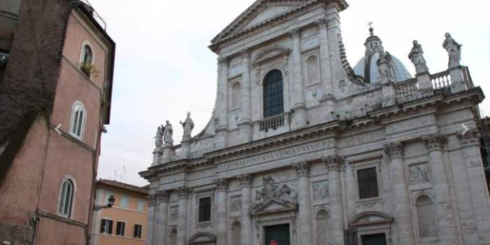 DES LIEUX INCONTOURNABLES : LA BASILIQUE SAN GIOVANNI BATTISTA DEI FIORENTINI