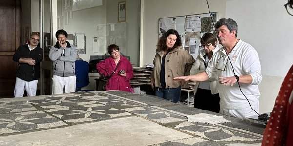 Laboratoire de restauration des mosaïques du Vatican