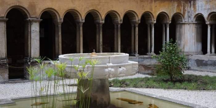 ANNULÉ POUR CAUSE DE COVID ! Des Lieux Exceptionnels : Le monastère des Quattro Santi Coronati avec l'ouverture exceptionnelle de l'Aula Gotica