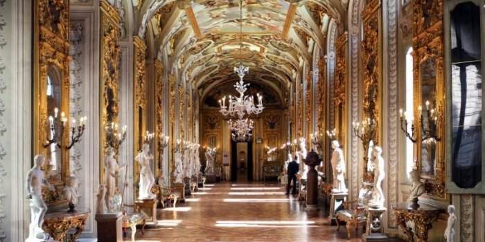 DES LIEUX INCONTOURNABLES : la Galerie Doria-Pamphili