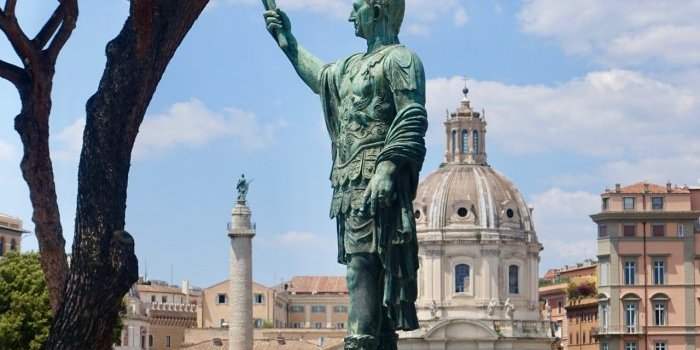 Des Conférences chez vous, le Cycle sur les "Empereurs" romains : Caius Julius César