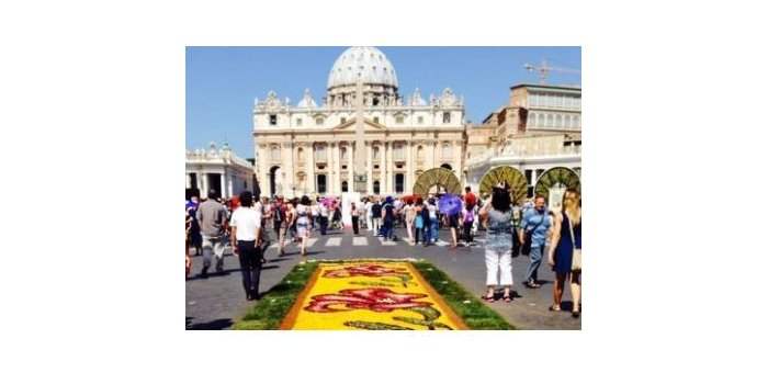 Le 29 juin : La fête de St Pierre et St Paul, saints patrons des Romains